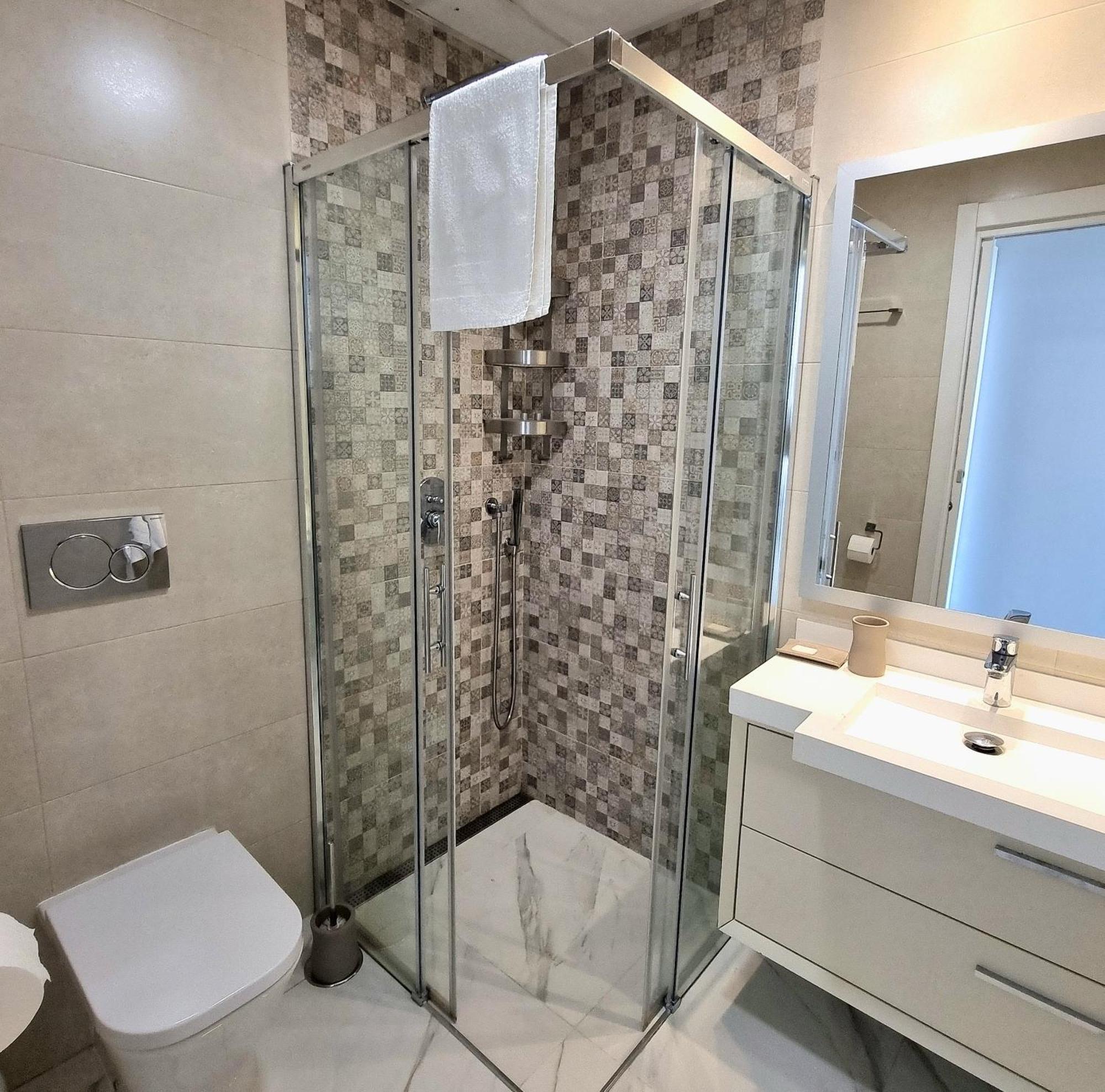 Sunset Drive Apartments Бенидорм Екстериор снимка